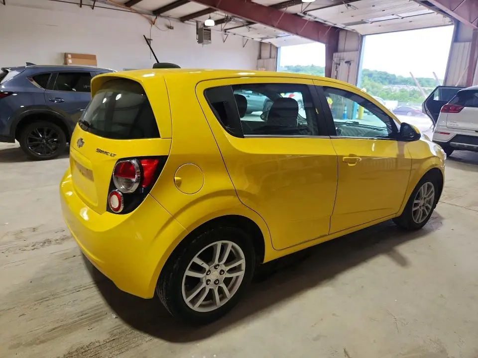 CHEVROLET SONIC 2015 VIN 1G1JC6SH4F4181924