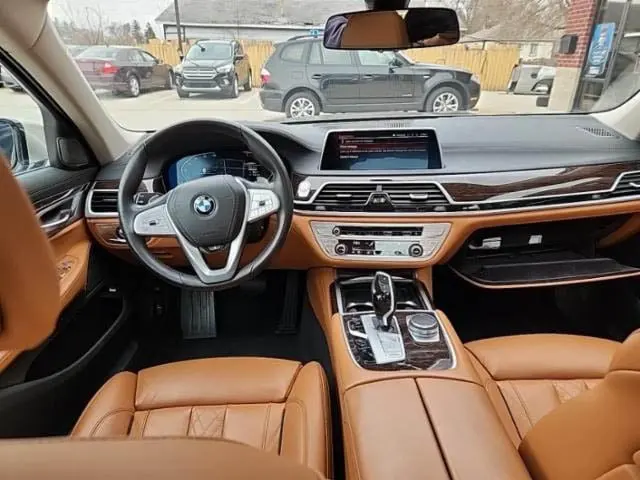 BMW 7 series 2021