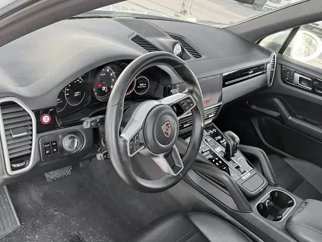 Porsche Cayenne 2020