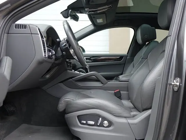 Porsche Cayenne 2020