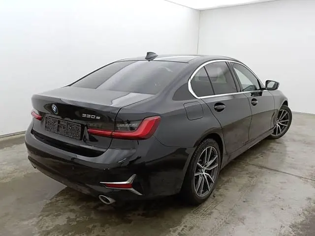 BMW 3 series 2021