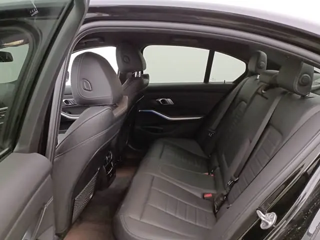 BMW 3 series 2021