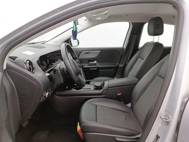 Mercedes-Benz GLA 2021