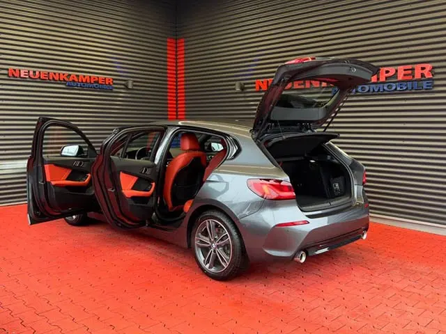 BMW 1 series 2021