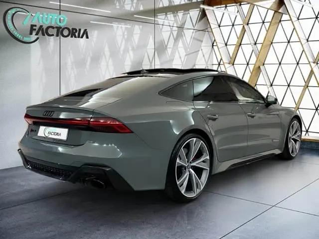 Audi RS7 2021