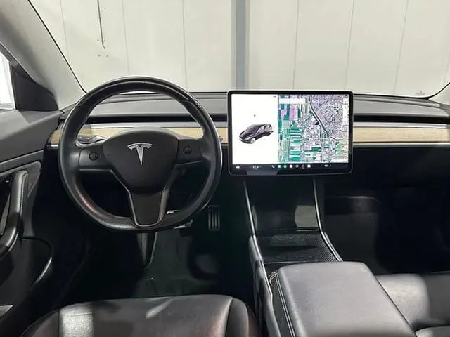 Tesla Model 3 2019