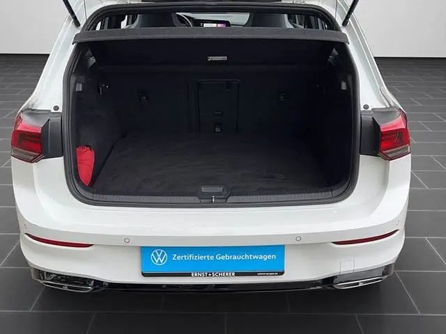 Volkswagen Golf 2021