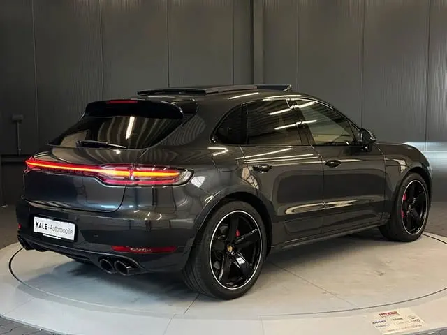 Porsche Macan 2021