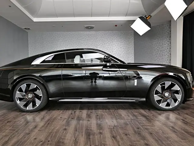 Rolls-Royce Spectre 2024