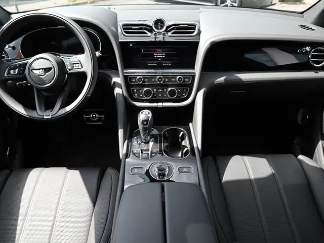 Bentley Bentayga 2024