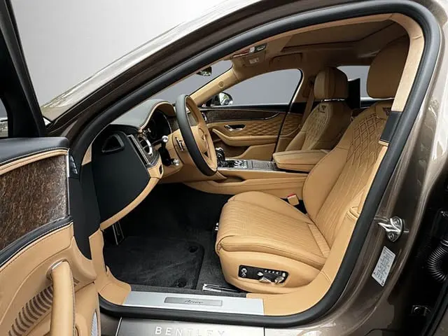 Bentley Flying Spur 2024
