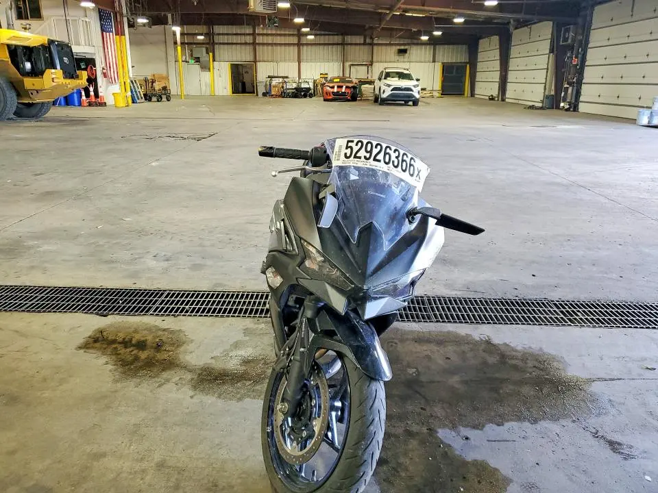 KAWASAKI NINJA 500 2025