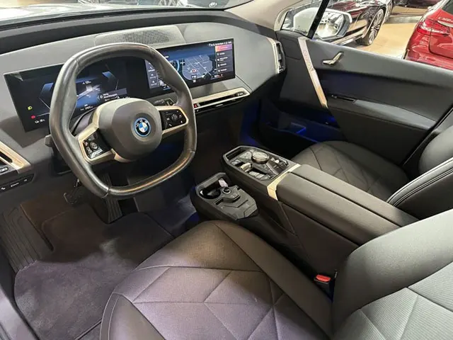 BMW iX 2023