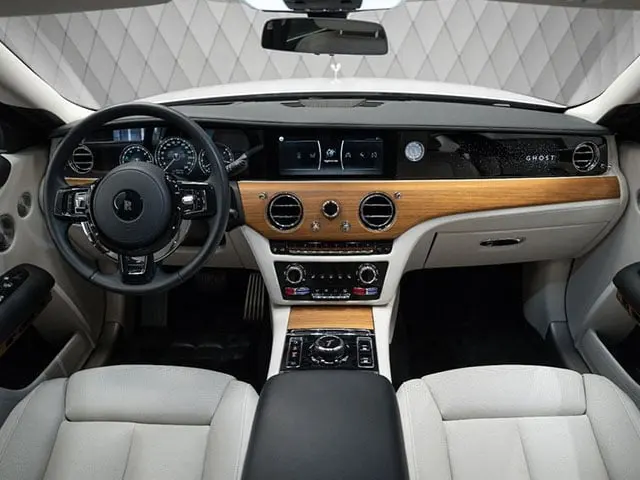 Rolls-Royce Ghost 2022