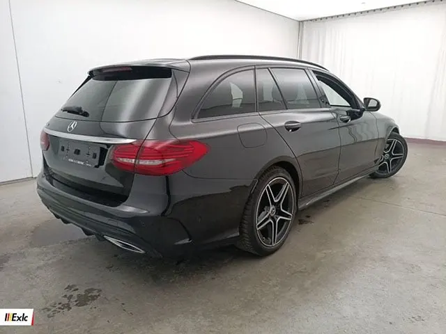Mercedes-Benz C-Class 2021