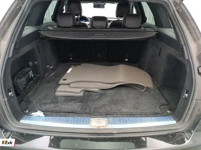 Mercedes-Benz C-Class 2021