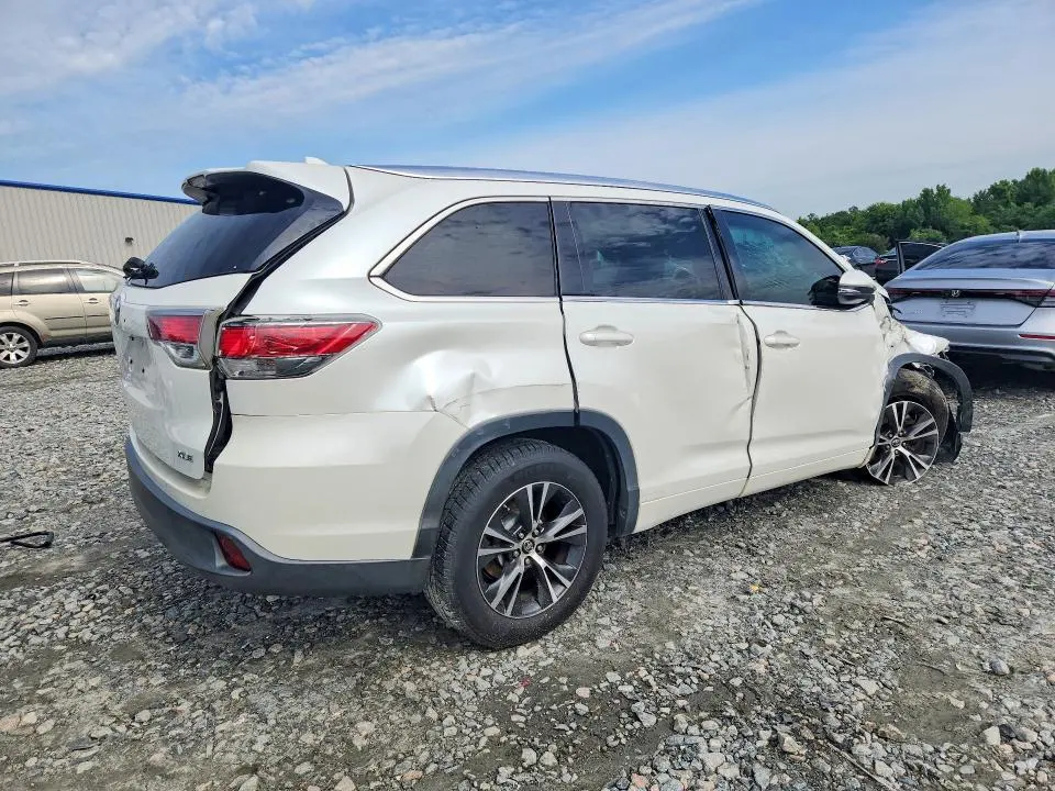 TOYOTA HIGHLANDER 2016 VIN 5TDKKRFH6GS176174