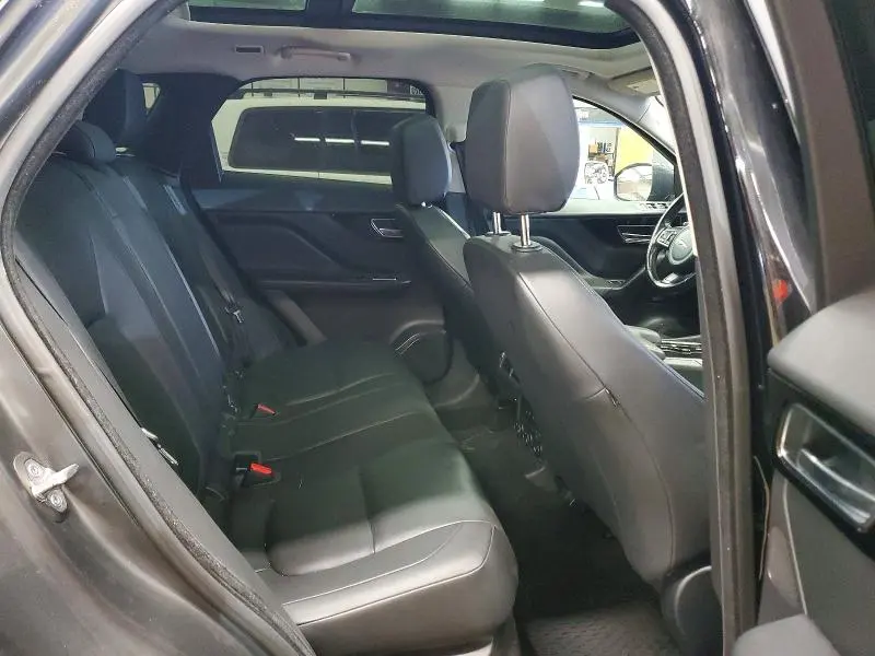 JAGUAR F-PACE 2017 VIN SADCJ2BVXHA880147
