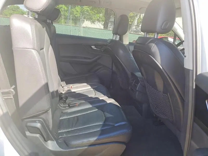 AUDI Q7 2017 VIN WA1AHAF77HD045829