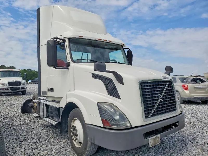 VOLVO VN 2017 VIN 4V4N39TG3HN988064