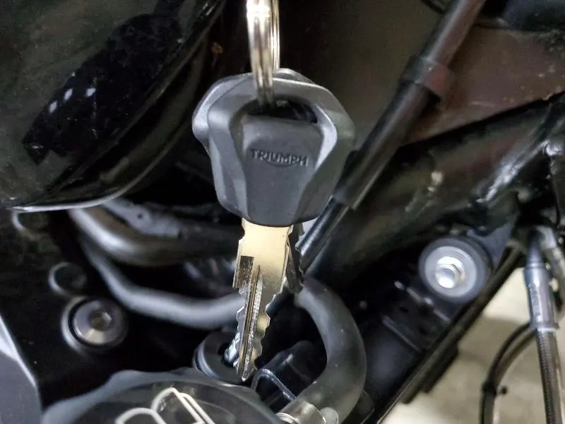 TRIUMPH TRIDENT 90 2026