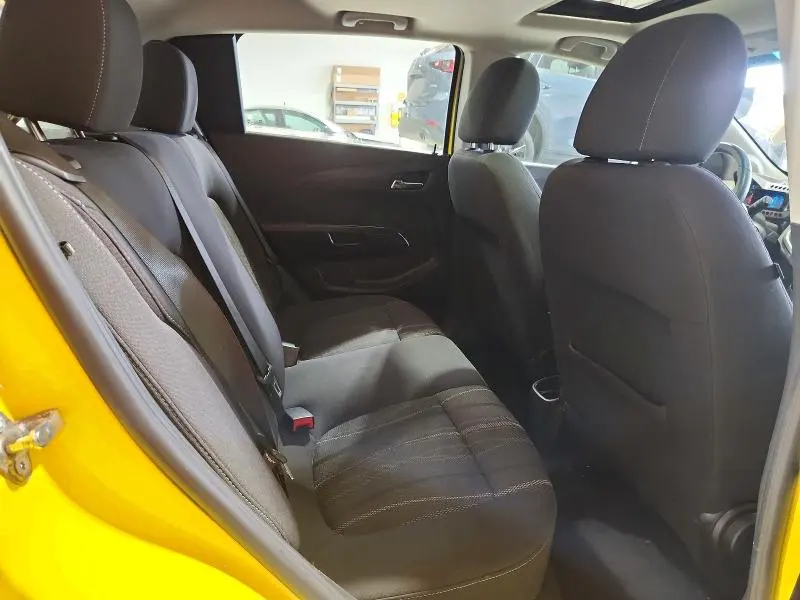 CHEVROLET SONIC 2015 VIN 1G1JC6SH4F4181924
