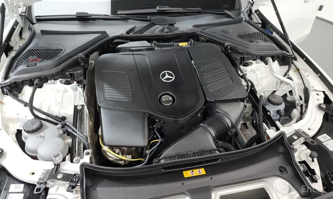 Mercedes-Benz E-Class 2024 E200 Avantgarde