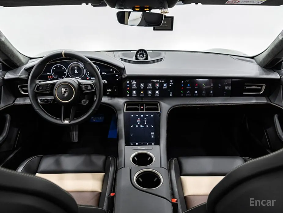 Porsche Taycan 2020 Turbo
