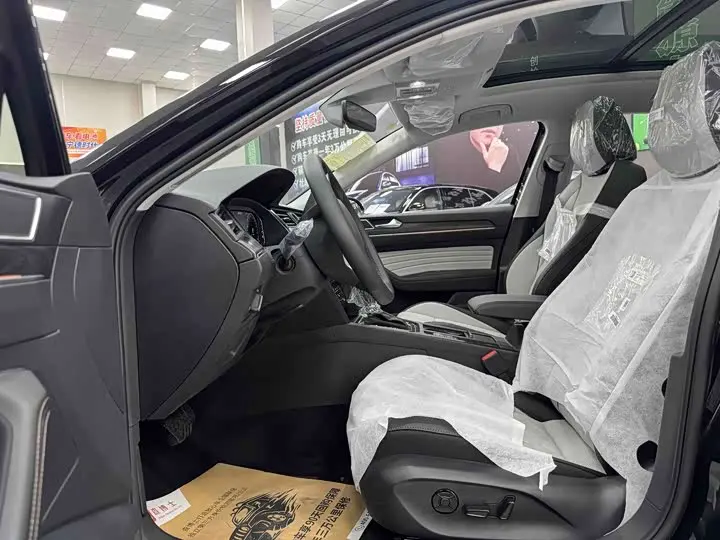 Volkswagen Magotan 2026 2026款 3000万辆甄选款 380TSI DSG豪华型