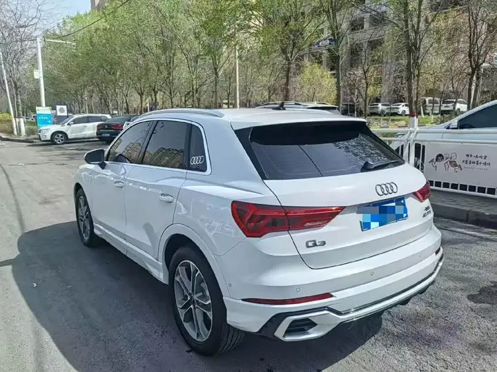 Audi Q3 2024 2024款 40 TFSI 时尚动感型