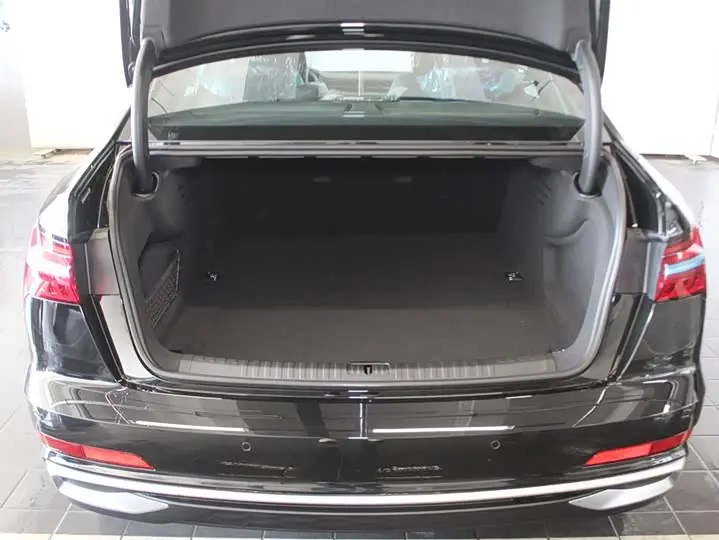 Audi A6L 2026 2026款 45 TFSI 臻选动感型