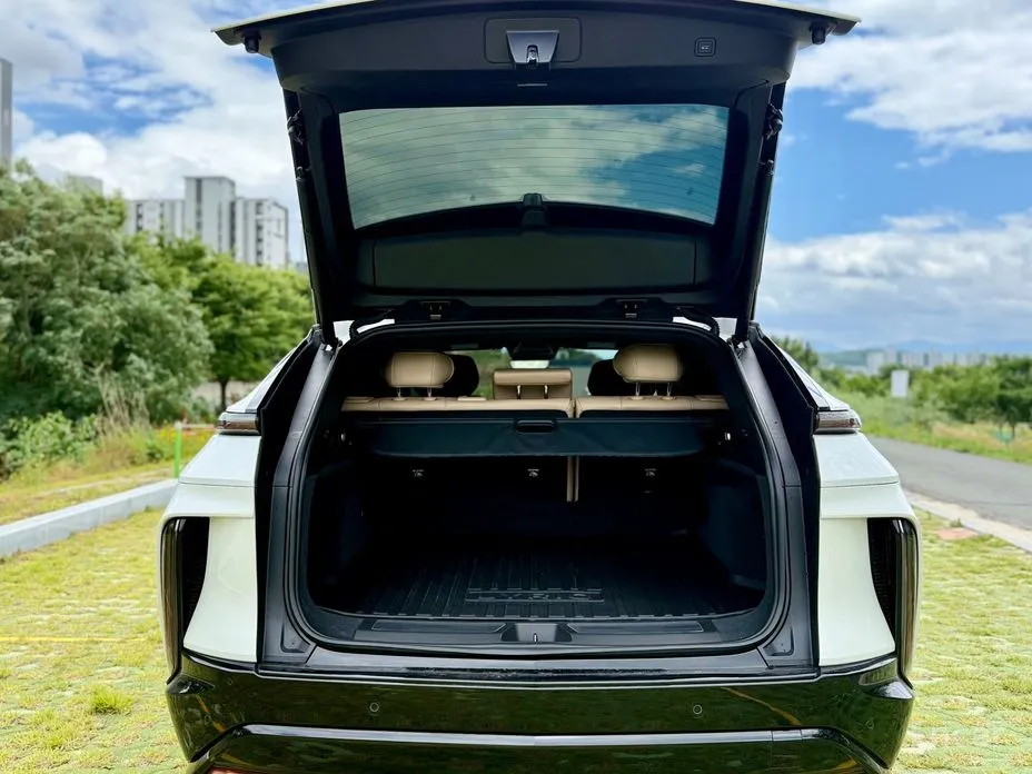 Cadillac Lyriq 2024 Sport