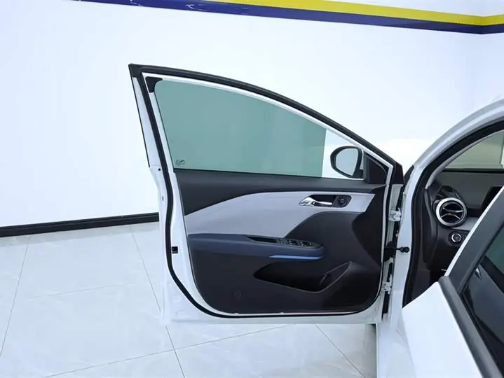 Chevrolet Monza 2024 2024款 1.5L 双离合悦享版