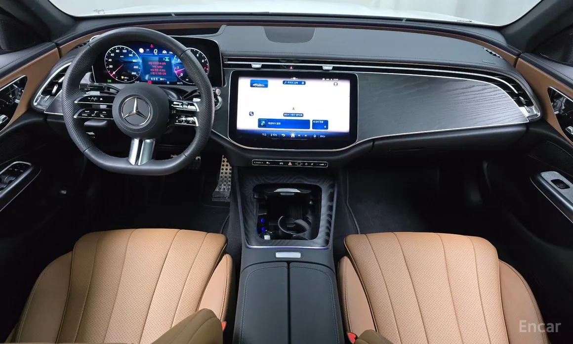 Mercedes-Benz E-Class 2024 E200 AMG Line