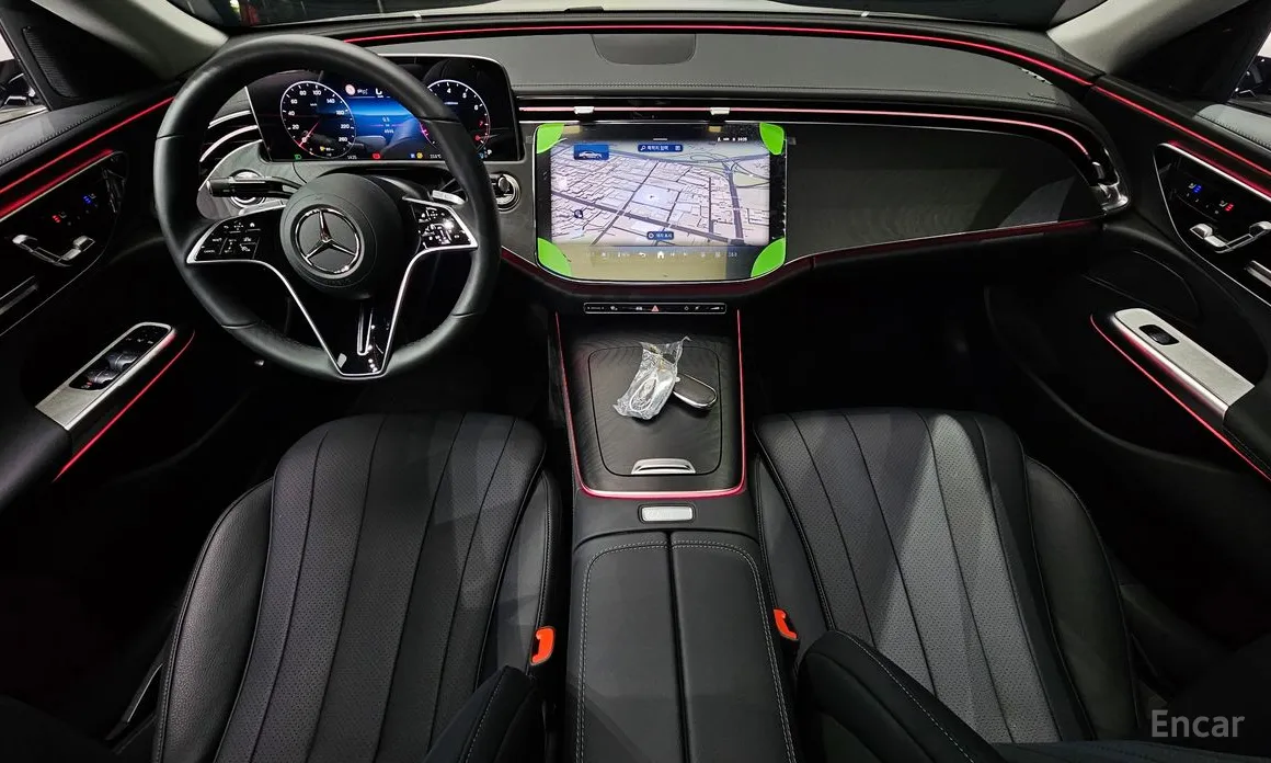 Mercedes-Benz E-Class 2024 E200 Avantgarde