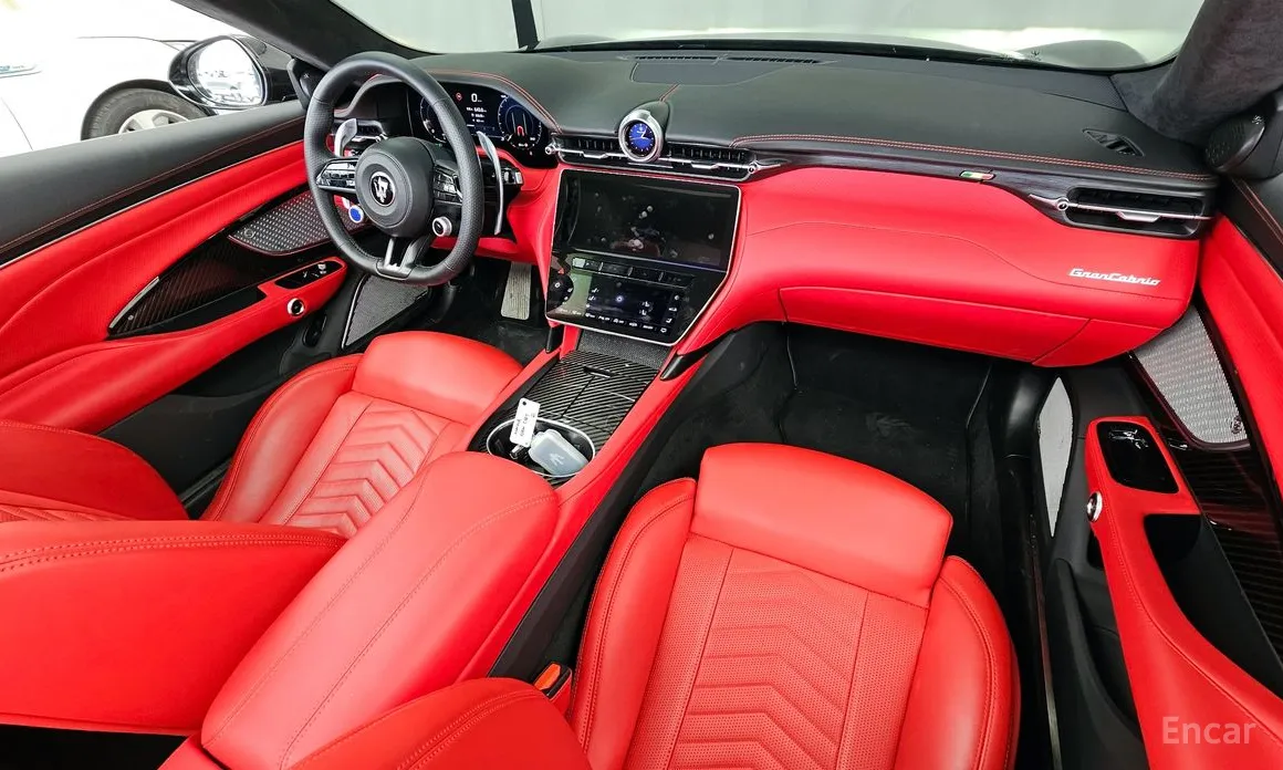 Maserati GranCabrio 2024 3.0 V6 Trofeo