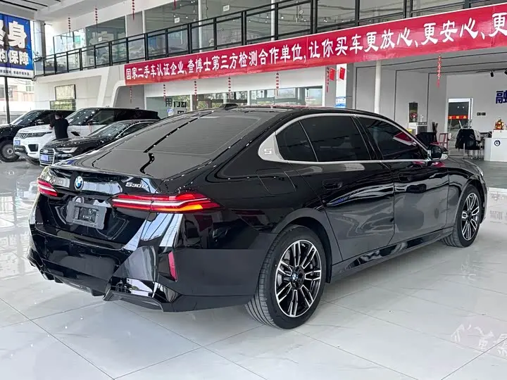 BMW 5 Series 2026 2026款 530Li 领先型 M运动套装