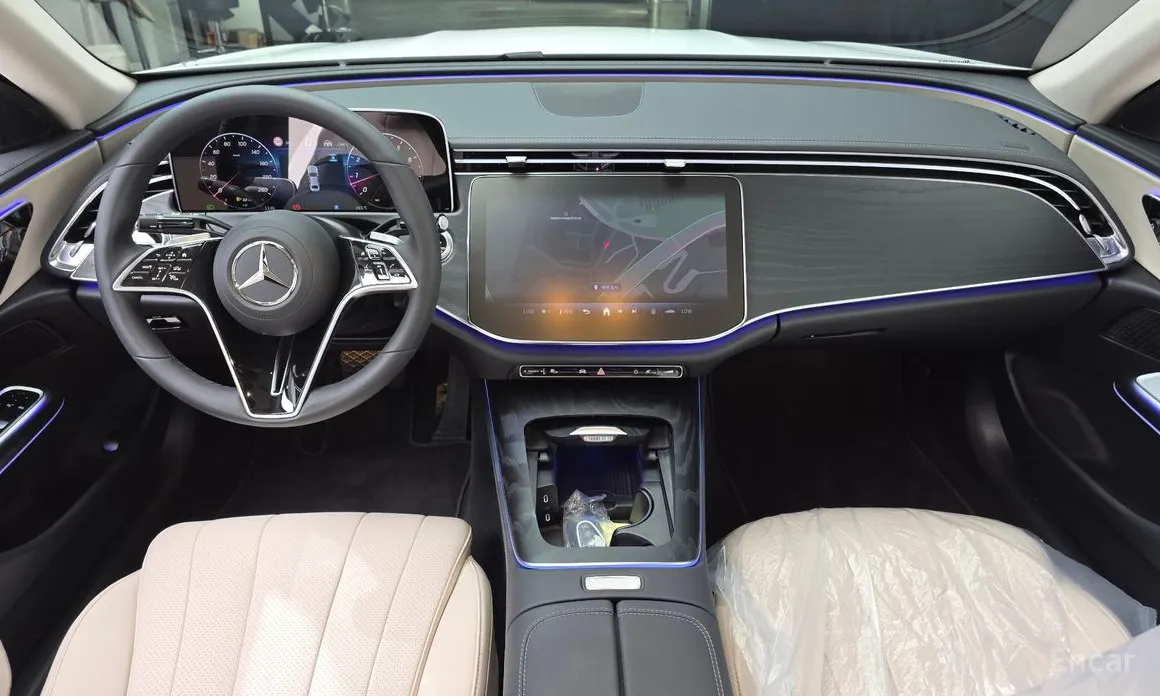 Mercedes-Benz E-Class 2024 E200 Avantgarde
