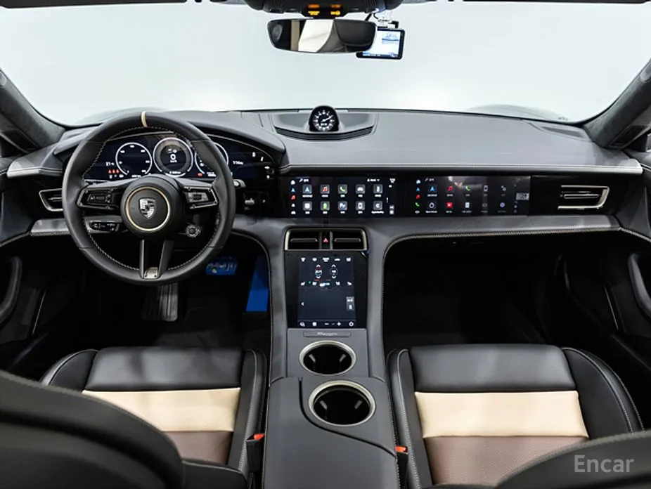 Porsche Taycan 2020 Turbo