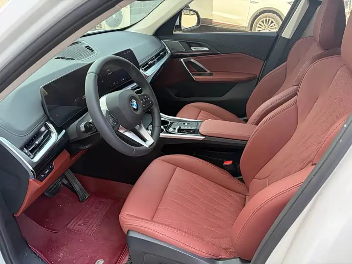 BMW X1 2025 2025款 sDrive25Li X设计套装