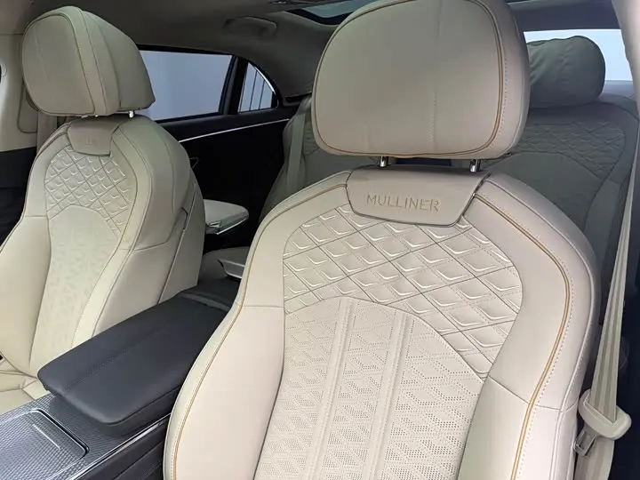 Bentley Flying Spur Hybrid 2026 2026款 4.0T V8 Mulliner