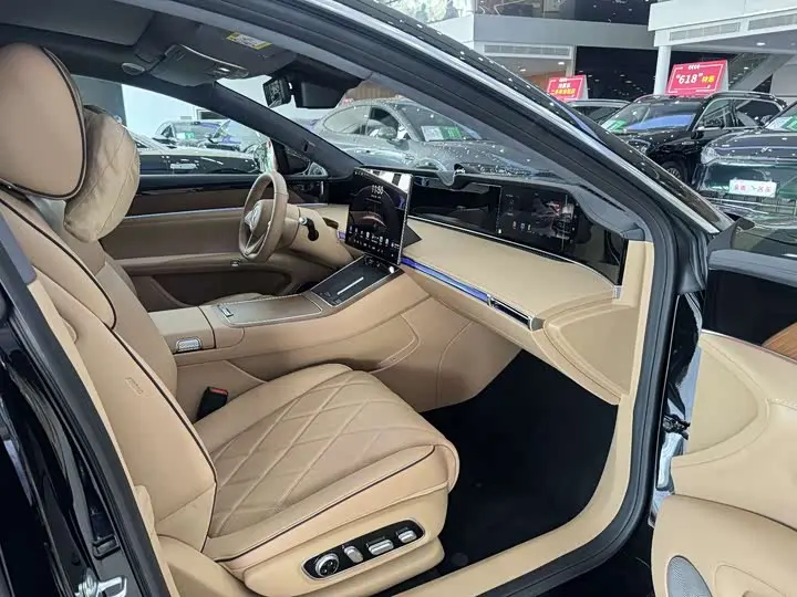 Stelato S9 2026 2026款 增程 Ultra 后驱 53kWh (192线激光雷达）