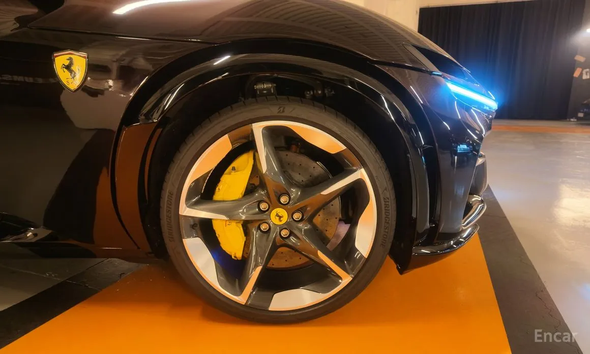Ferrari Purosangue 2022 6.5 V12