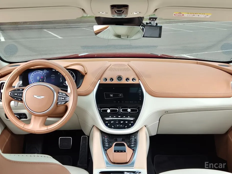 Aston Martin DBX 2020 4.0 V8