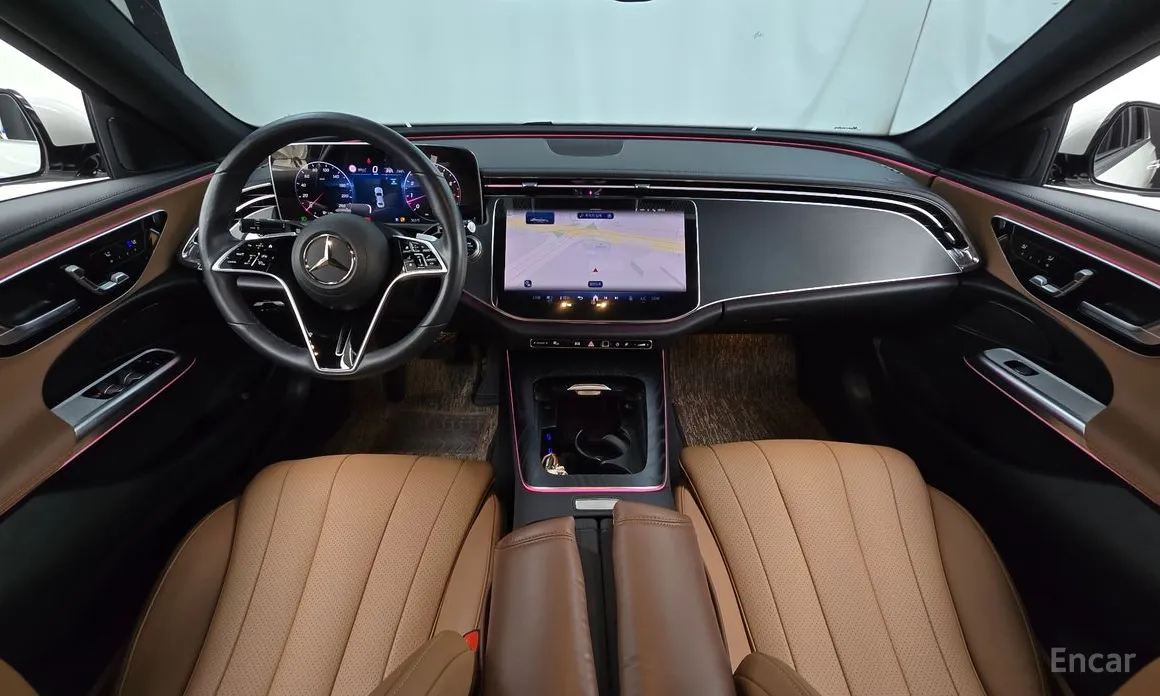 Фото 7 - Mercedes-Benz E-Class
