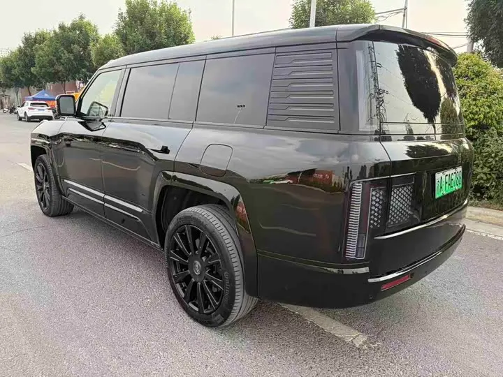 BYD Yangwang U8 2025 2025款 鼎世版