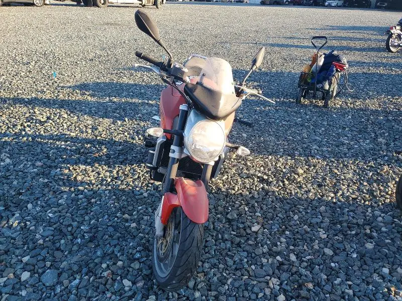 APRILIA MOTORCYCLE 2009