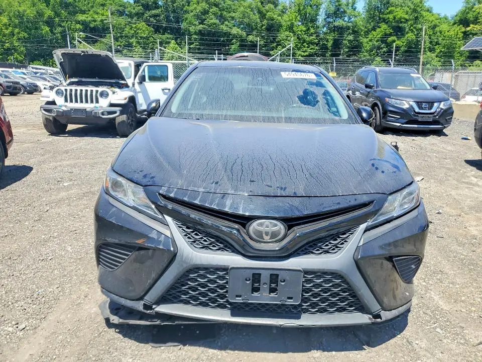 TOYOTA CAMRY 2018 VIN 4T1B11HK9JU073181