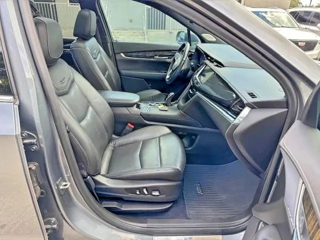 CADILLAC XT6 2020 VIN 1GYKPDRS9LZ133642