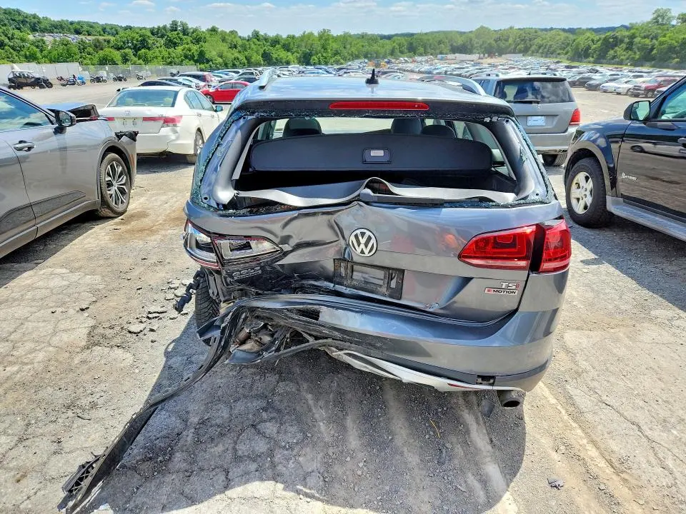 VOLKSWAGEN GOLF 2017 VIN 3VWH17AU2HM531829